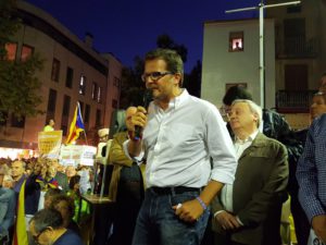 Isaac Albert: "Han suspès per la porta del darrere les institucions catalanes, però el Referèndum tira endavant"