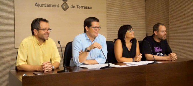 El Grup Municipal d’ERC-MES, conjuntament amb els de CiU i de la CUP, demana l’adhesió de la ciutat de Terrassa a l’AMI i que l’Ajuntament liquidi tots els impostos que abona a l’agència Tributària de Catalunya.