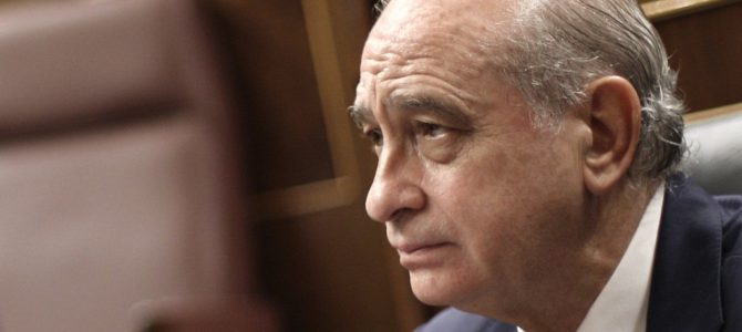 Fernàndez Díaz, Dimissió!