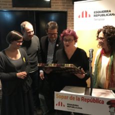 MERCÈ GÓMEZ, GORRA FRÍGIA 2018 ALS VALORS REPUBLICANS MERCÈ GÓMEZ, GORRA FRÍGIA 2018 ALS VALORS REPUBLICANS