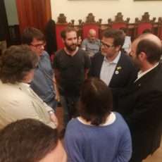 INDIGNACIÓ COMPARTIDA AL CARRER, POPULISME POLÍTIC AL PLE INDIGNACIÓ COMPARTIDA AL CARRER, POPULISME POLÍTIC AL PLE