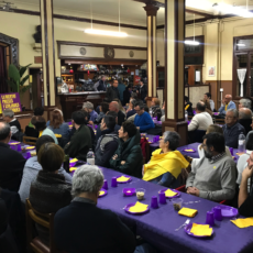Sopar groc i lila a Terrassa en suport a les represaliades Sopar groc i lila a Terrassa en suport a les represaliades