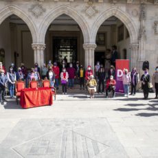 Arriba el primer ple de dones de Terrassa Arriba el primer ple de dones de Terrassa